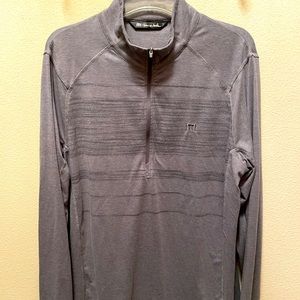 Travis Mathew quarter zip pullover size Large